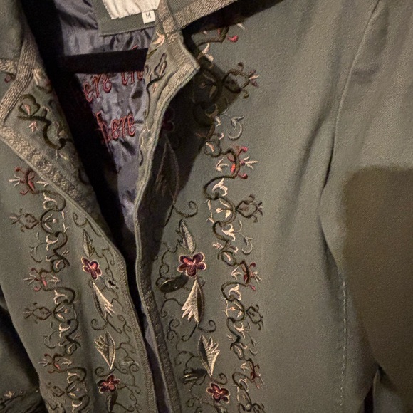 Paparazzi Grey Jacket with Script W Meduim - Picture 5 of 9